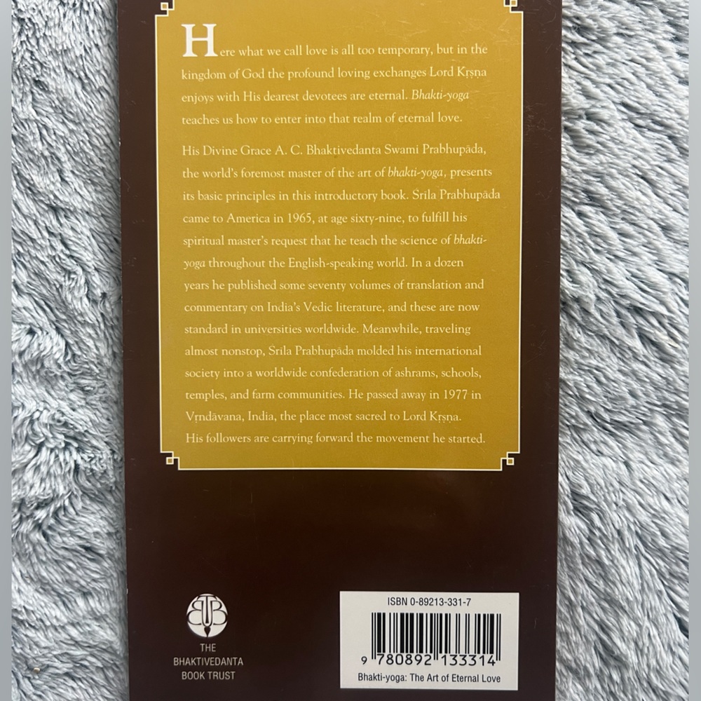Book Bundle - Picture 7 of 9